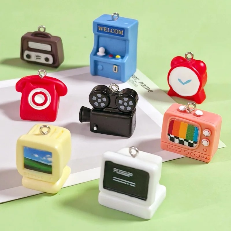 Vintage Alarm Clock - 8 шт. 3D миниатюрные подвески из
