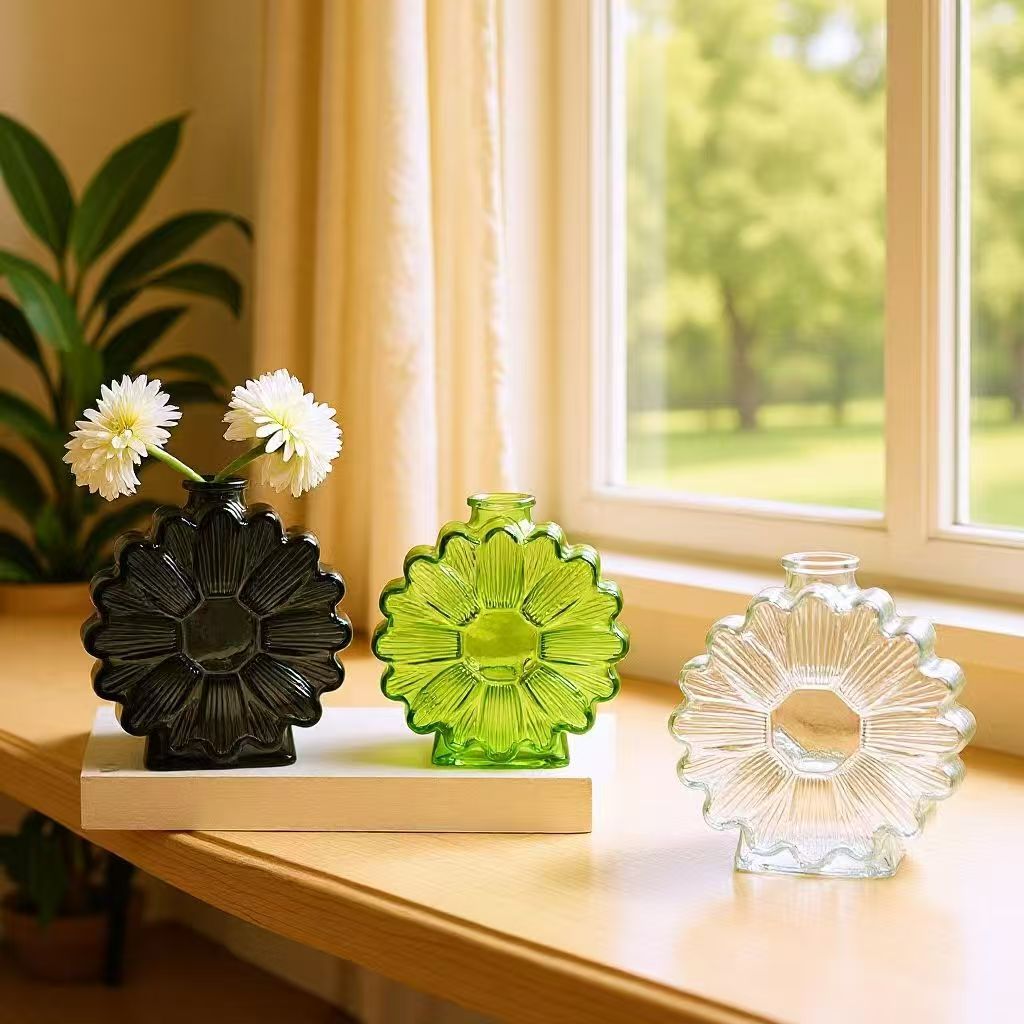 Простая ваза из витражного сте – обзор и цена Glass Vase Nordic
